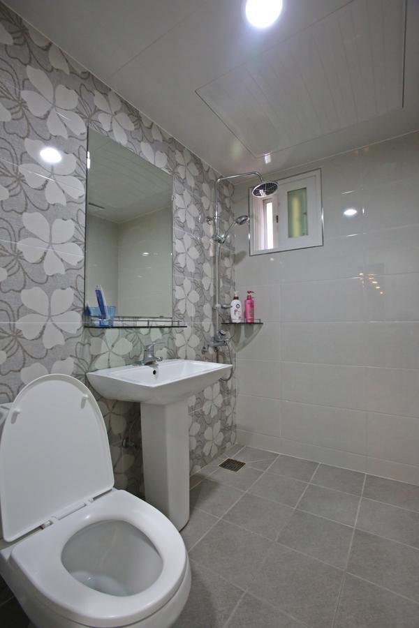 Champion Hotel Jeju Dış mekan fotoğraf